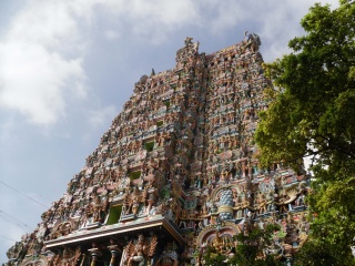 madurai-meenakshi-temple-2.JPG