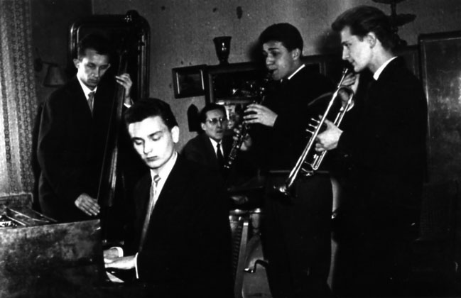 otthoni-jam-session-bosko-szabados-gyuri-palko-barnasasvari-attila-lakatos-ocsi.jpg