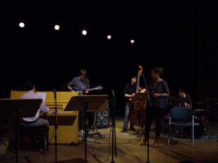 kanizsa-gina-quartet-vendeg-gitarossal.JPG