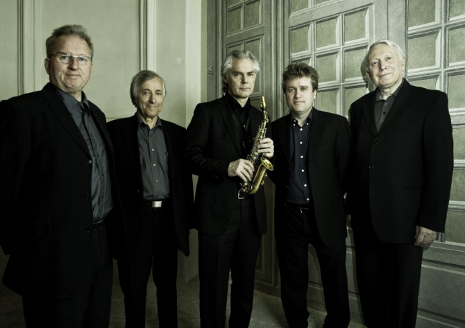 garbarek-hilliard-104-gross.jpg