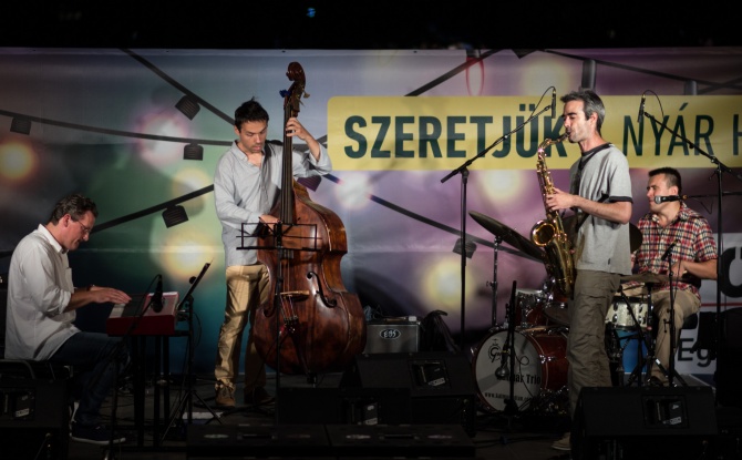 band-2-2.jpg