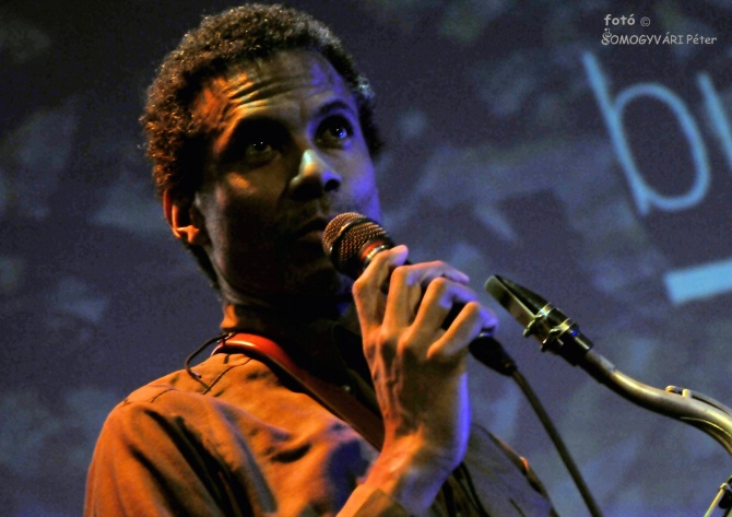05.jpg