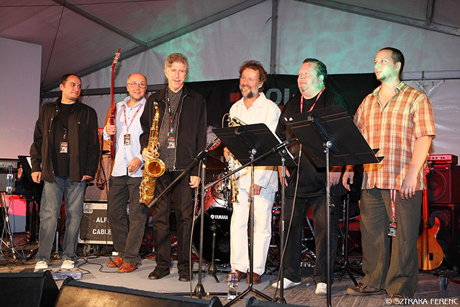 14-quintet-bob-mintzerrel2007.jpg