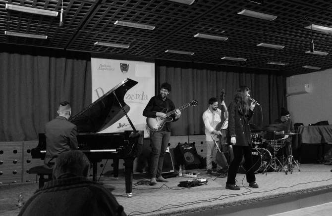 06-dscf3959.JPG