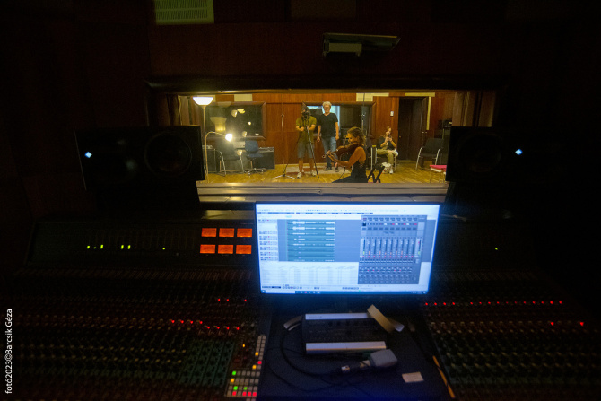 studio.jpg