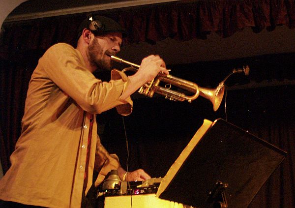 bart-maris-zsambek-2011.jpg