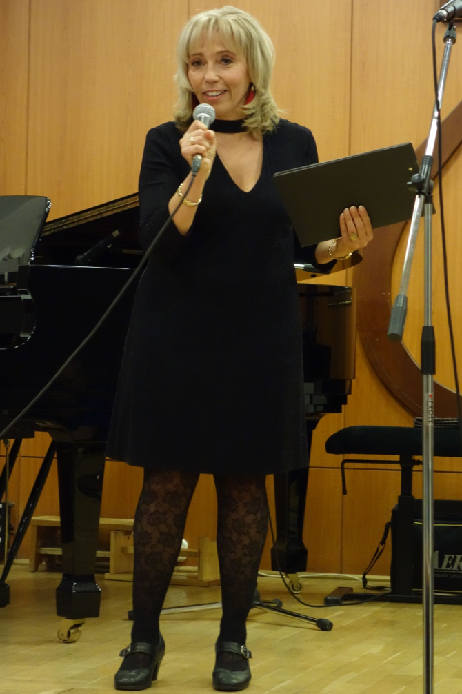 fekete-csilla.jpg