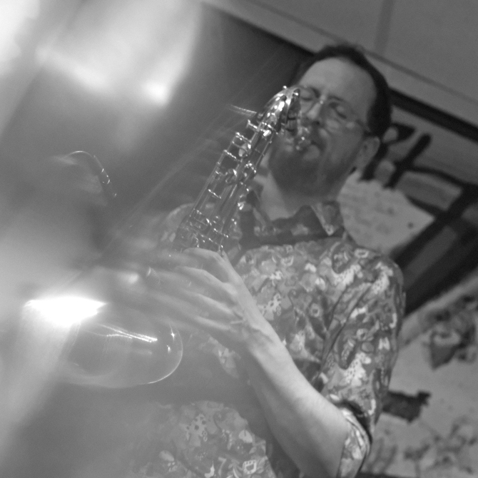 x-kg-sax-ff-1x1j.JPG