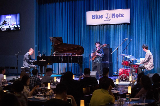 peking-bluenote3.jpg