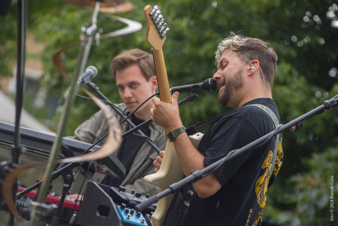 billentyu-gitar.jpg