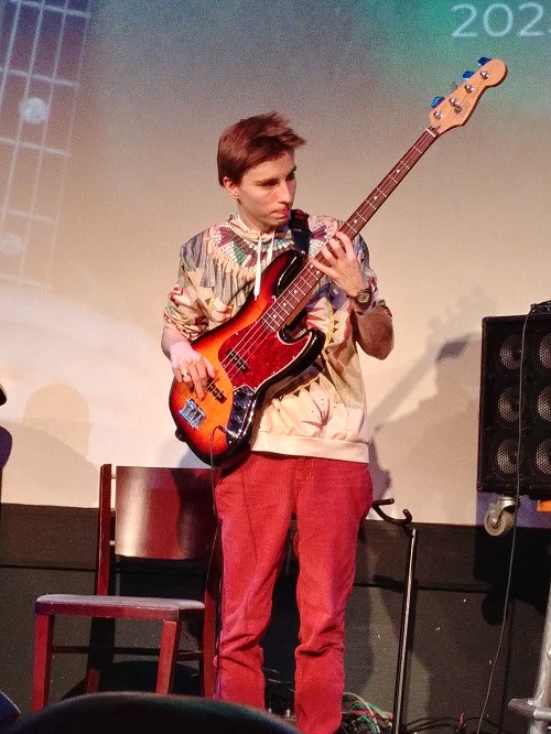 6-bartolak-erik-g.jpg