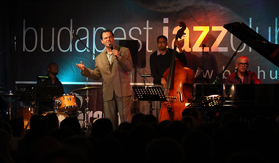 kurt-elling-2.jpg