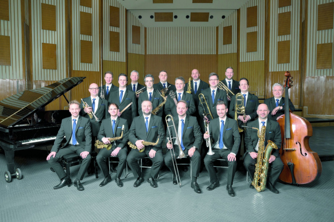 budapest-jazz-orchestra.jpg