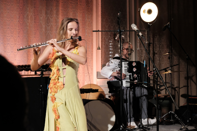 ad-fuvola-fodo-harmonika.JPG