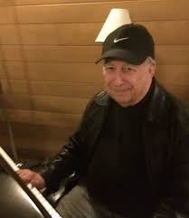 larry-novak.jpg