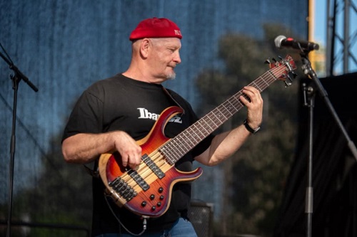 kiss-g-laszlo.jpg kiss-g-laszlo.jpg