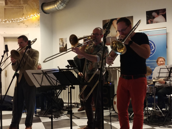 1-szam.jpg 1-szam.jpg