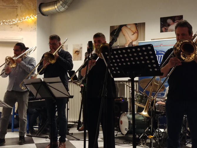 7-szam.jpg 7-szam.jpg