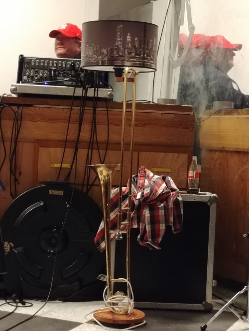 ajandek-lampa.jpg ajandek-lampa.jpg