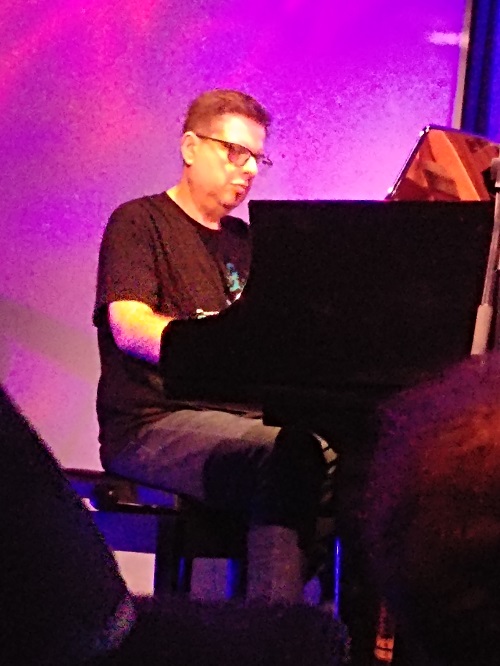 szakcsi-l-bela.jpg szakcsi-l-bela.jpg