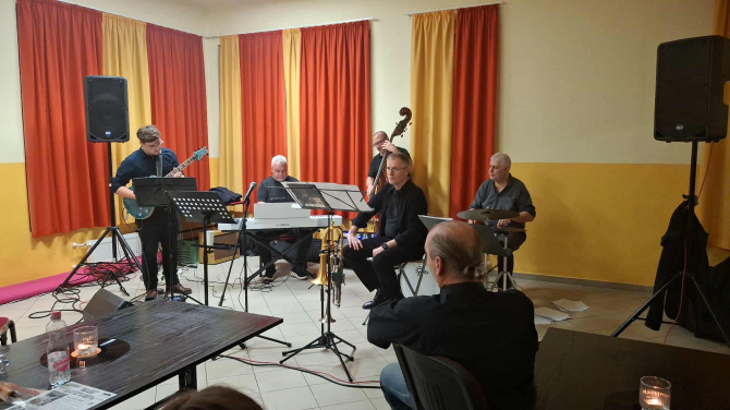 70f89d9e-4905-43c8-958e-b8cf06ba4415-1.jpg 70f89d9e-4905-43c8-958e-b8cf06ba4415-1.jpg