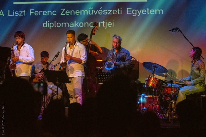 a-harom-szaxofonos.jpg