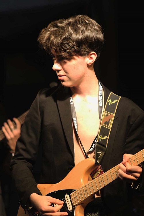 scheller-akos.jpg scheller-akos.jpg