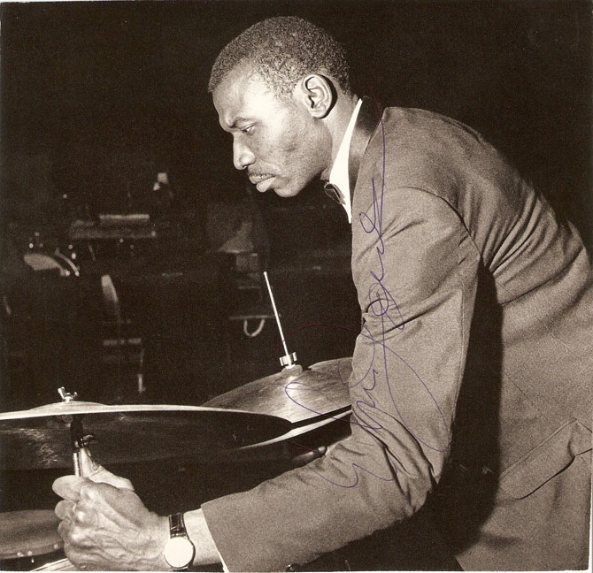 elvin-jones-1972.JPG