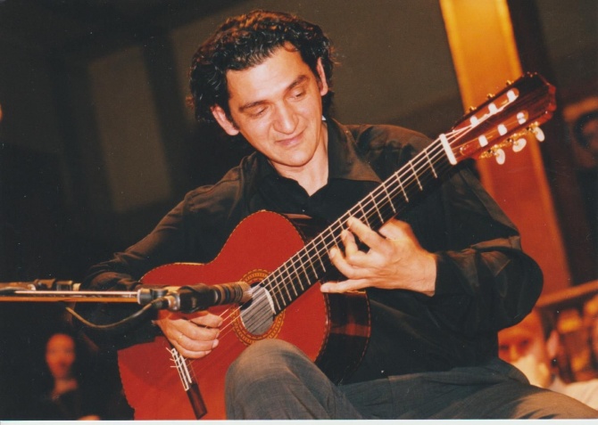 snetberger-solo-at-bkk-2000.jpg